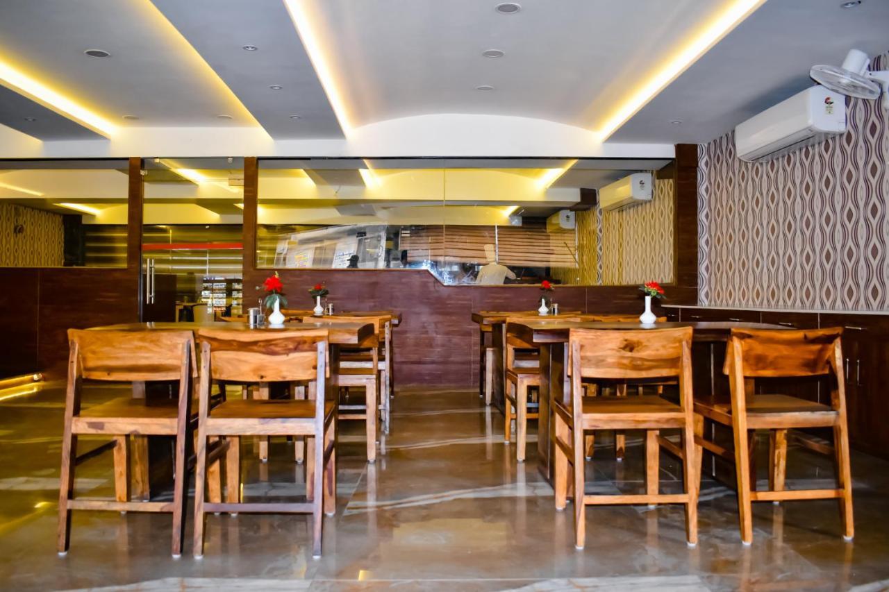 The Shah Imperial Hotel Gwalior Exterior photo