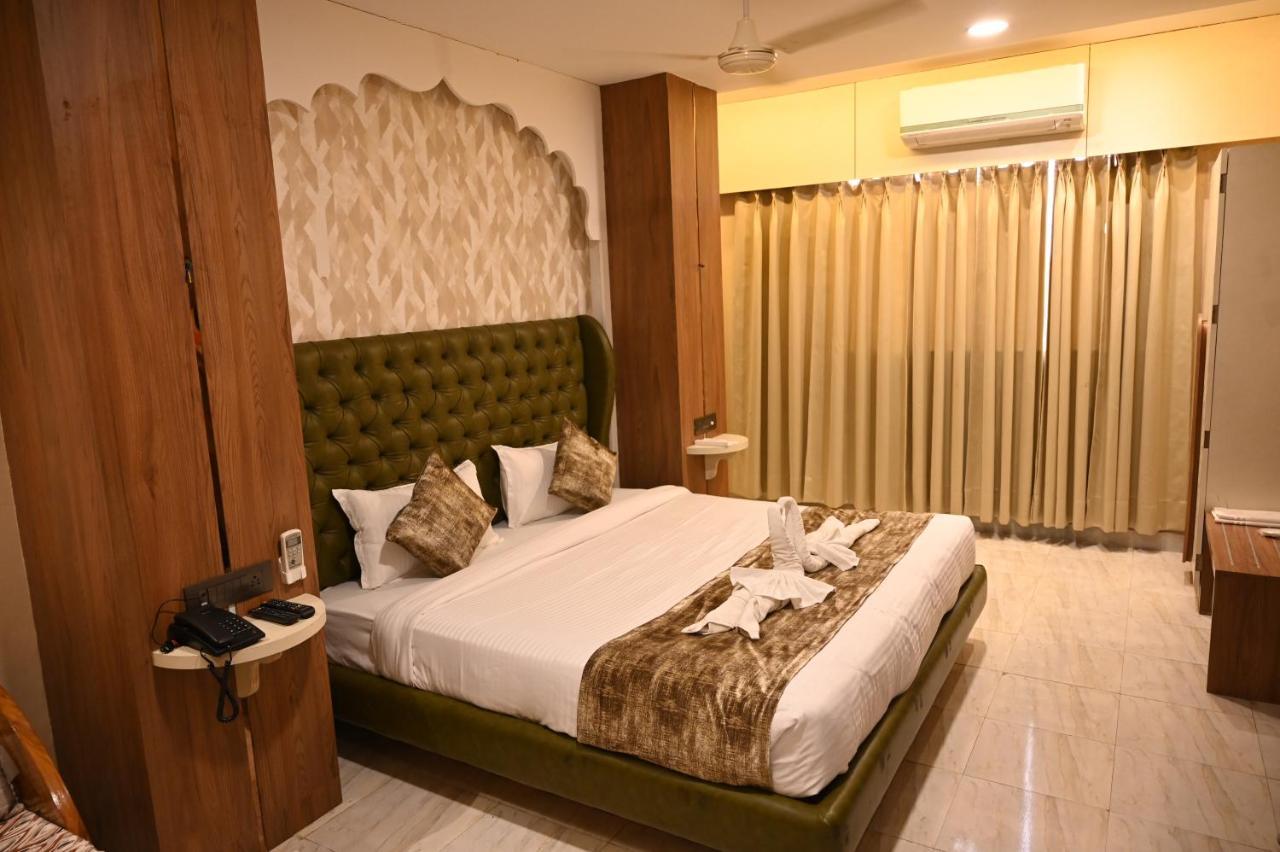The Shah Imperial Hotel Gwalior Exterior photo